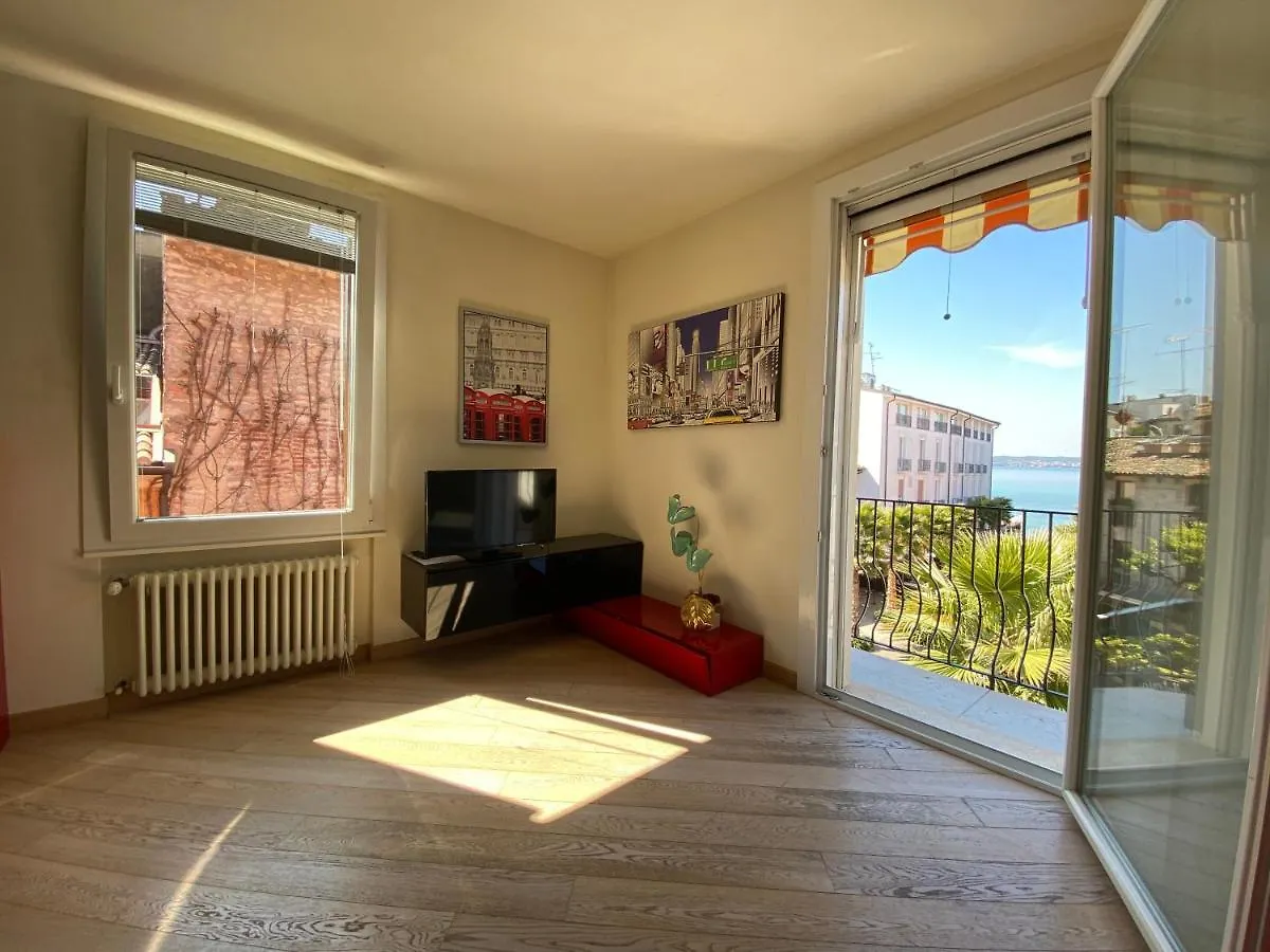 Apartment Appartamenti Mavino Sirmione Italy